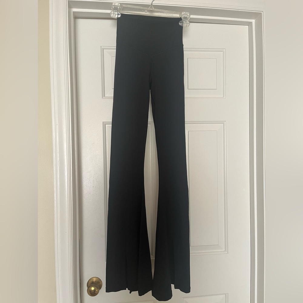 Offline by Aerie split hem flared leggings